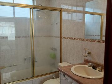 Venta Amplio Departamento, excelente ubicación (Norte de Quito La Concepción)