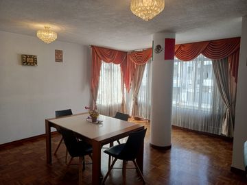 Venta Amplio Departamento, excelente ubicación (Norte de Quito La Concepción)