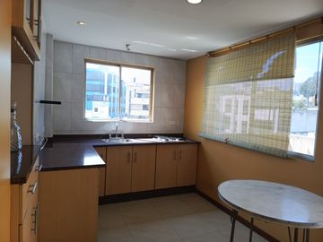 Venta Amplio Departamento, excelente ubicación (Norte de Quito La Concepción)