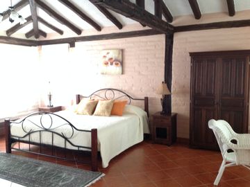 Venta hermosa quinta 5 dormitorios en el Valle de Los Chillos