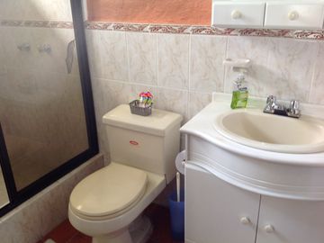Venta hermosa quinta 5 dormitorios en el Valle de Los Chillos