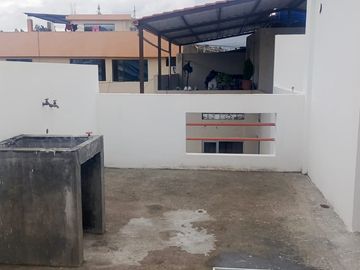 CASA EN VENTA. SECTOR ESFORST AMBATO. PRECIO DE OPORTUNIDAD