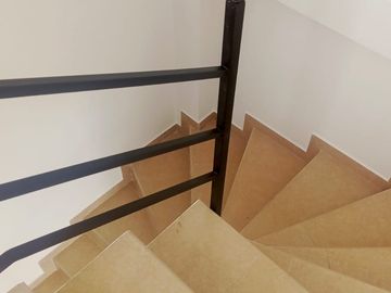 CASA EN VENTA. SECTOR ESFORST AMBATO. PRECIO DE OPORTUNIDAD
