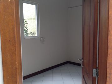 Venta casa de 4 dormitorios en Tanda - Nayón