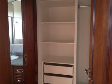 Venta casa de 4 dormitorios en Tanda - Nayón