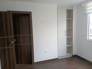 CASA EN VENTA EN EL SUR DE AMBATO