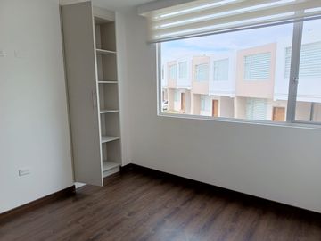 CASA EN VENTA EN EL SUR DE AMBATO