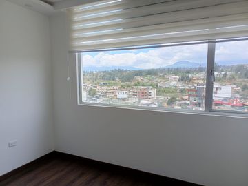 CASA EN VENTA EN EL SUR DE AMBATO