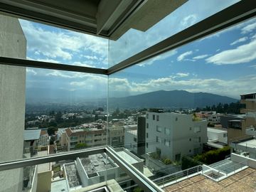 Venta Hermoso Penthouse en urbanización Vista Grande - Miravalle
