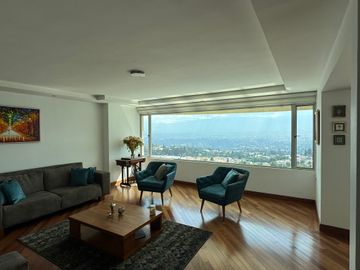 Venta Hermoso Penthouse en urbanización Vista Grande - Miravalle