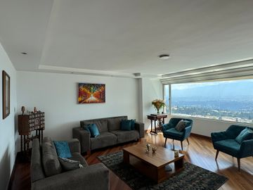 Venta Hermoso Penthouse en urbanización Vista Grande - Miravalle