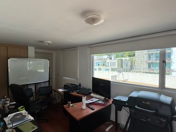 Venta Hermoso Penthouse en urbanización Vista Grande - Miravalle