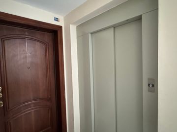 Venta Hermoso Penthouse en urbanización Vista Grande - Miravalle