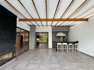 CASA DE VENTA AUQUI CHICO 5 HABITACIONES