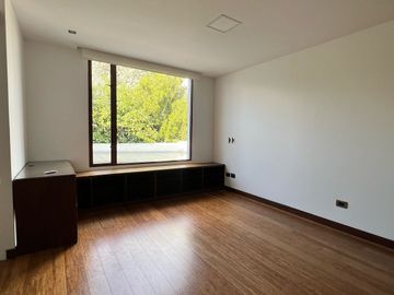 CASA DE VENTA AUQUI CHICO 5 HABITACIONES