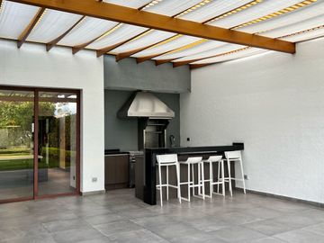 CASA DE VENTA AUQUI CHICO 5 HABITACIONES