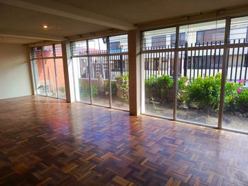 CASA INDEPENDIENTE EN VENTA EN SAN ANTONIO. AMBATO