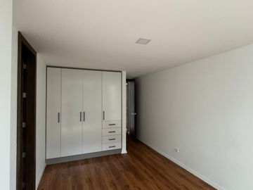 Venta departamento de 2 dormitorios a estrenar sector Quito Tenis