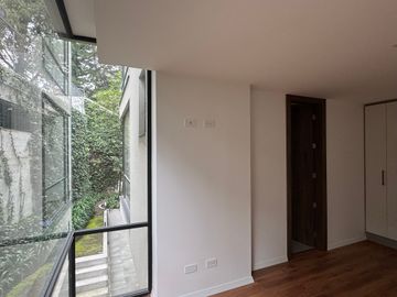 Venta departamento de 2 dormitorios a estrenar sector Quito Tenis