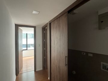 Venta departamento de 2 dormitorios a estrenar sector Quito Tenis