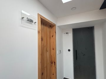 Venta departamento de 2 dormitorios a estrenar sector Quito Tenis