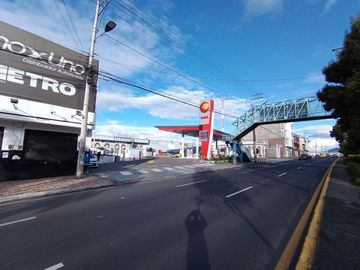 GASOLINERA EN VENTA Y PLAZA COMERCIAL EN AMBATO