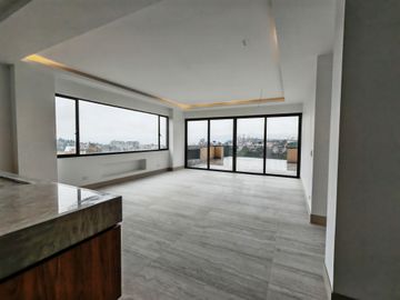 Pent House de Venta, Amplio por Estrenar, Sector Miravalle 4