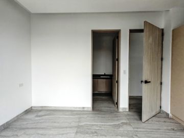 Pent House de Venta, Amplio por Estrenar, Sector Miravalle 4
