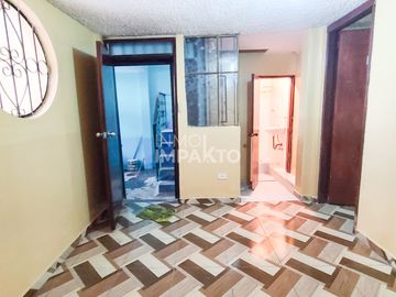 Casa en Venta Solanda Mercado Mayorista