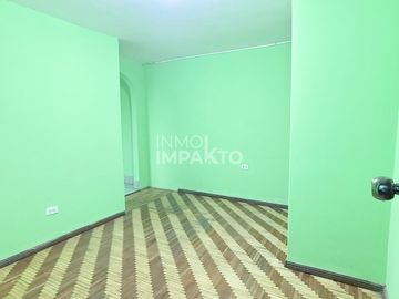Casa en Venta Solanda Mercado Mayorista