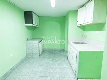 Casa en Venta Solanda Mercado Mayorista