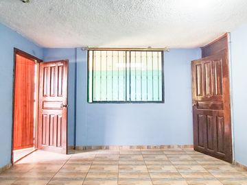 Casa en Venta Solanda Mercado Mayorista