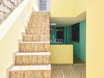 Casa en Venta Solanda Mercado Mayorista
