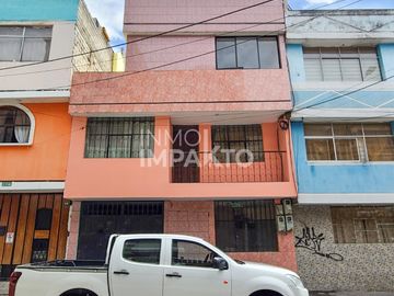 Casa en Venta Solanda Mercado Mayorista