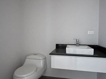 Venta amplia Suite a estrenar Sector República del Salvador