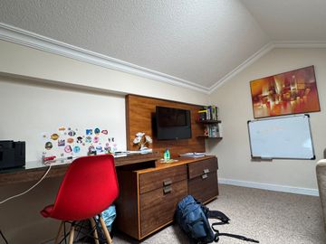 Venta casa de 3 dormitorios urbanización El Condado