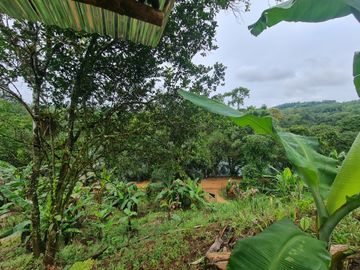 Venta Hostal Turística en Puerto Quito, 3 hectáreas