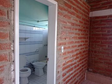 Se vende casa en el Centro Histórico de Quito, sector El Panecillo.