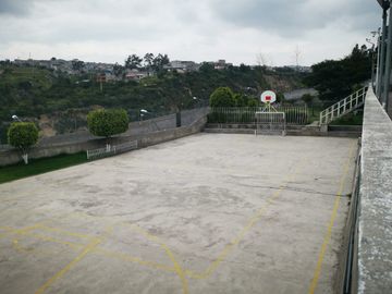 VENDE CASA EN CONJUNTO