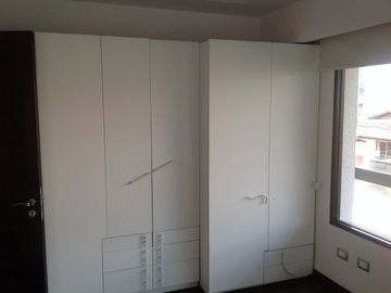 Venta casa de lujo 4 dormitorios excelente vista Sector Quito Tenis