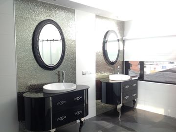 Venta casa de lujo 4 dormitorios excelente vista Sector Quito Tenis