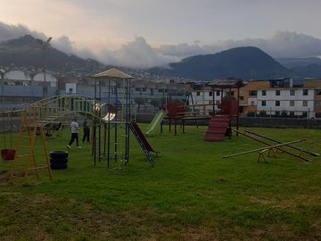 VENTA DEPARTAMENTO 3 DORMITORIOS, 50 M2 EN CHILLOGALLO