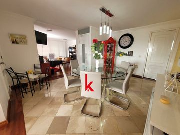 CASA HERMOSA TRIPLEX ASCENSOR INTERNO URB EL CONDADO