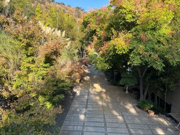 EN VENTA MODERNA CASA EN SANTA MARÍA DE MANQUEHUE