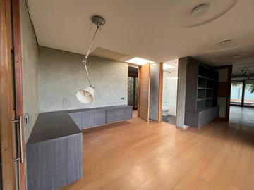 EN VENTA MODERNA CASA EN SANTA MARÍA DE MANQUEHUE
