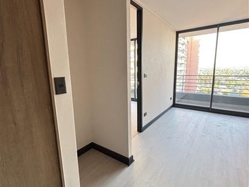 Departamento en Venta en Vicuña Mackenna poniente con millaray