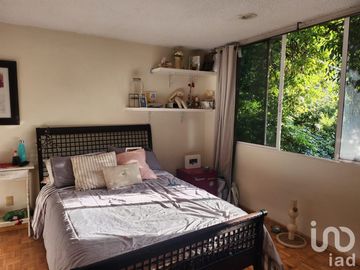 Casa en Av Toluca Residenical Camelinas 4 habitaciones 3 1/2 banos, jardin, 2 autos, seguridad