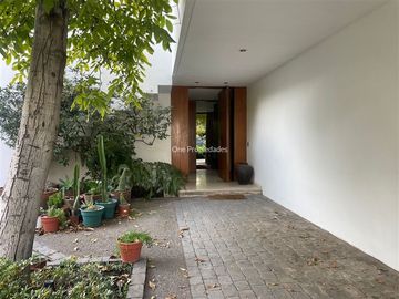 Casa en Venta en Fray Montalva| La Posada|6D6B|Las Condes |ONEPROPIEDADES