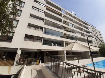 Departamento en Venta en Las Hualtatas con Pio XI