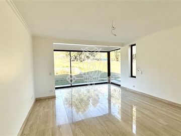 Casa en Venta en Santa Rita 4300 P.18